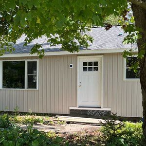 Meet your Posher, Harlo